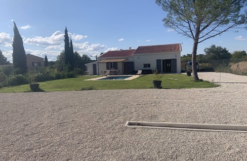 Pernes-les-Fontaines House | Entire villa in quiet, not overlooked location