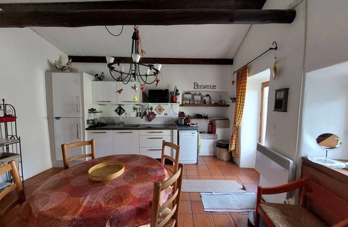 Brujas House | Entre Ardèche et Gard, un Gîte Tout Confort Pour un Séjour Nature et Détente