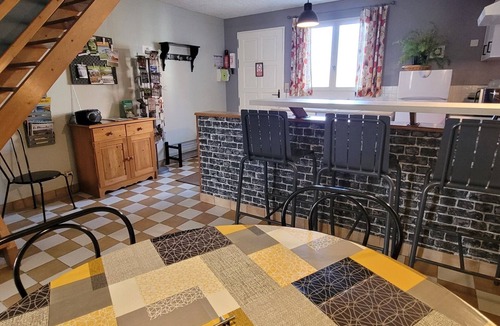 Graignes-Mesnil-Angot Cottage | Entre Ciel Et Marais-Gîte-Traditional-Shared Bathroom