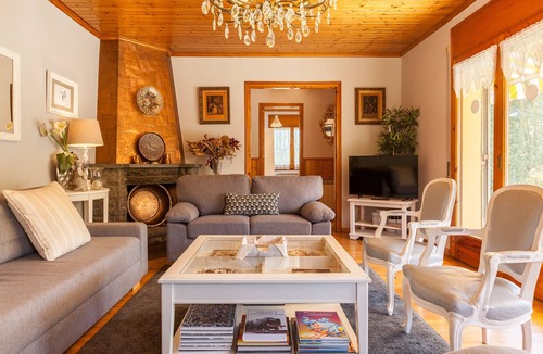 Capellades House | Holiday Home Finca La Pedrera Barcelona with Pool, Wi-Fi, Terrace & Garden