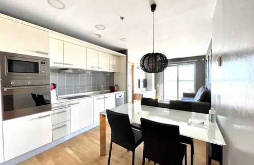 El Port Apartment | Apartment in front of Fira Gran Via