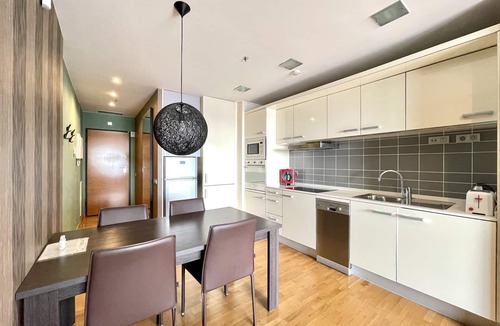 El Port Apartment | Apartment in front of Fira Gran Via