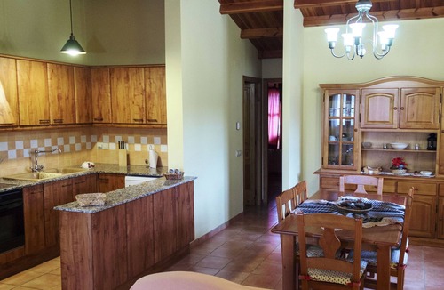 Maians Cottage | Cottage in Maians with Shared Pool