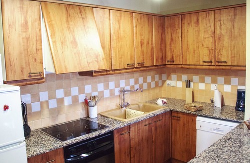 Maians Cottage | Cottage in Maians with Shared Pool