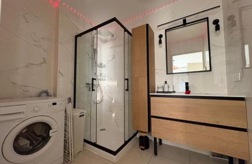Saint-Martin Apartment | ESCAPADE - Climatisé, Terrasse, Wifi Top ProsConciergerie