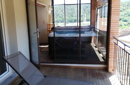 Espira-de-Conflent House | Espira de Conflent Character house with jacuzzi between sea and mountains