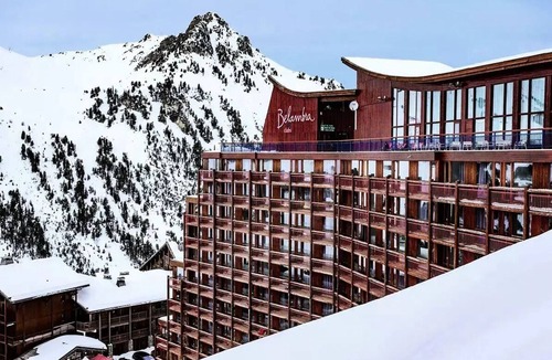Arc-2000 Hotel | Essential Room 2 Adults