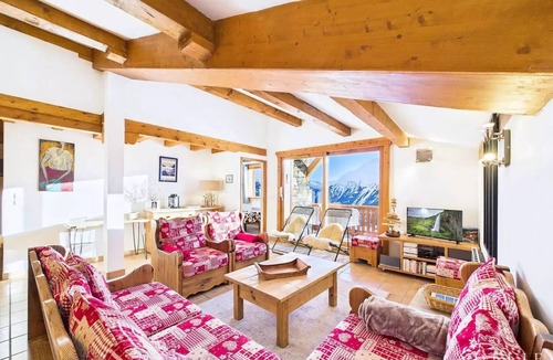 Les Eucherts Apartment | Eucherts Chalets - Comfortable 5 rooms duplex facing south