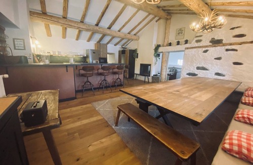 Arc-1600 Ski Chalet | Exceptional, fully renovated 250m2 ski-in/ski-out chalet