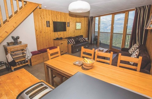Montchavin Apartment | Exceptional 3 bedroom apartment in a fantastic location, Montchavin