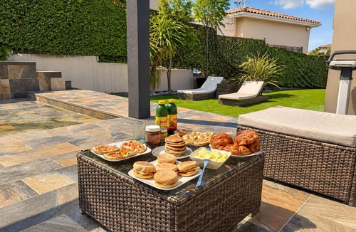 Beaulieu House | Exceptional Villa with Spa, Sauna & Heated Pool - 20 min from Montpellier