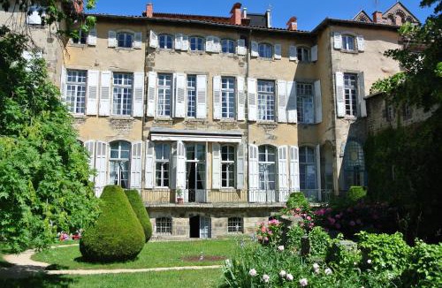Le Puy-en-Velay House | Exceptionnelle Maison d'Artiste & Son Jardin Secret au pied de la Cathédrale