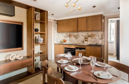 Vivienne Apartment | EXCLUSIVE PARISIAN RETREAT-3 BR-DESIGNER DECOR AND ICONIC ARCHITECTURAL VIEWS-AC