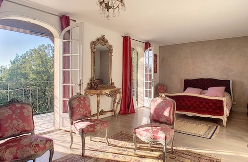 Lissac-sur-Couze Villa | Exclusive Secluded Villa: Truffle Oak Forest, Private Pool & Panoramic Lake View