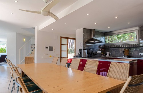 Tossa de Mar Villa | Exclusive Villa with Pool, Sea View, and Wi-Fi