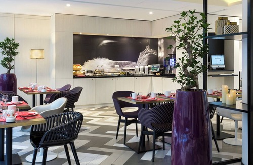 Vivienne Apartment | Executive 1 Bedroom Apartment With Aircon In Opera