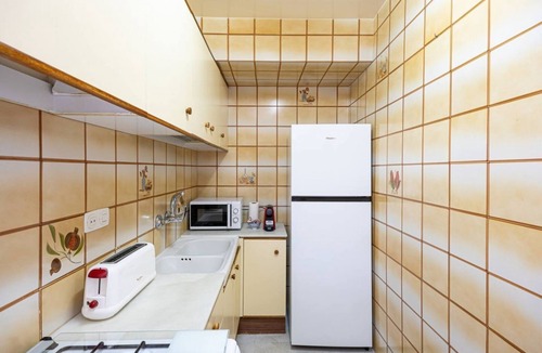 Cornella de Llobregat Apartment | Experience the charm of our lovely and intimate 3-bedroom home.