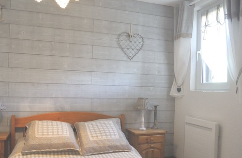 Mont-de-Lans Apartment | F2 + + Balcony Cabin - For 6 - Excellent condition - Foot Trails WIFI