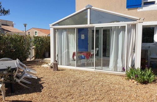 Vic-la-Gardiole House | F3 house 20 minutes from the sea with verandas and ornamental garden.