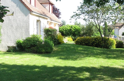 Saint-Germain-les-Corbeil Cottage | F3 in detached house 30 km from Paris