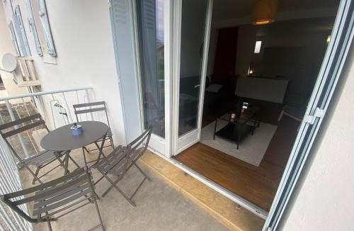 Saint-Gaudens Apartment | Fabuleux T3 climatisé de 85 m2, situé au calme avec grand parking gratuit privé ,Fibre wifi