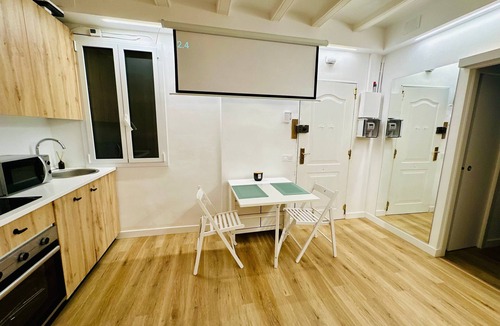 Barceloneta Apartment | Fabulous 2-bedroom apartment next to Barcelona Beach, Casino and Clubs