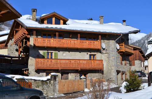 Bourg-Saint-Maurice Ski Chalet | Fabulous Alpine Chalet for Winter Season Rental December to April