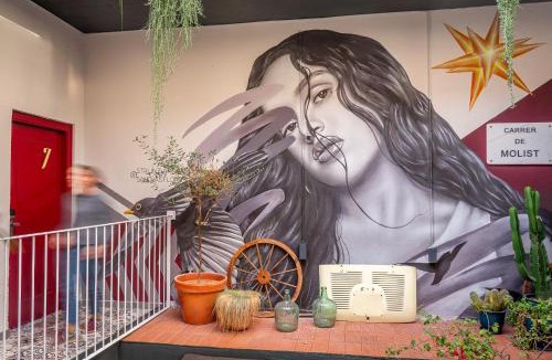 La Salut Hostel | Factory Hostels Barcelona