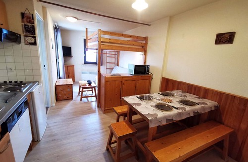 Prapoutel Apartment | Family Apartment at Prapoutel - Balcony with View