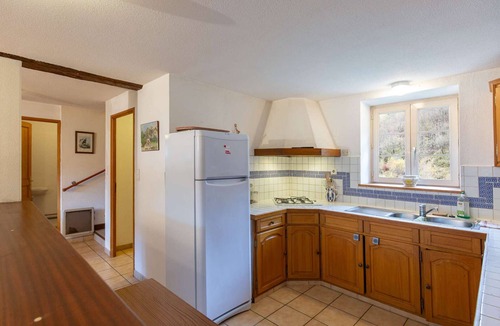 Bareges Apartment | Family duplex, 9 people, pets allowed, parking, near shuttle in Barèges