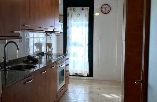 Jaca Apartment | Family-Friendly Apartment with Pool, Balcony, and Parking in Jaca