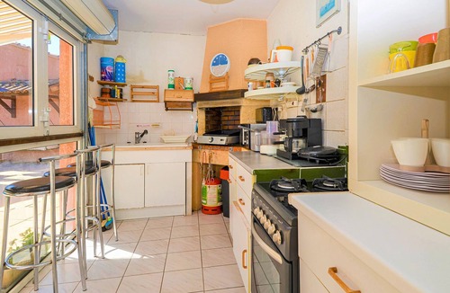 Mondragon House | Family friendly vacation home in Vaucluse between Montélimar and Avignon.
