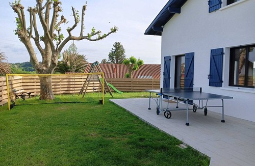 Bidart House | Family home close to beach, shops and activities