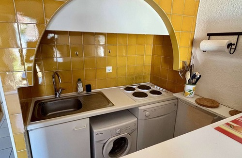 Argeles-sur-Mer House | Family house for 5 in Argelès, terrace, pets allowed