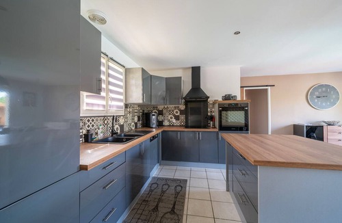 Parentis-en-Born House | Family house with pool - 6 guests