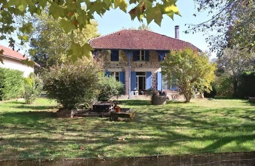 Lugos House | Family house with garden in Lugos