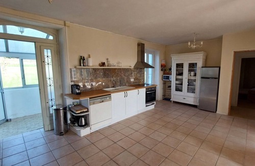 Salagnac House | Family Vacation Home in Nature with Private Pool, Terrace, and Wi-Fi