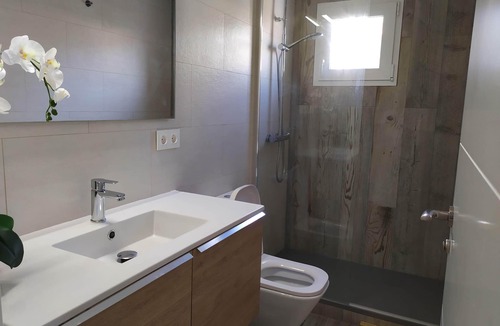 Cornella de Llobregat Apartment | Feel Welcome Barcelona #1 Smart Flat