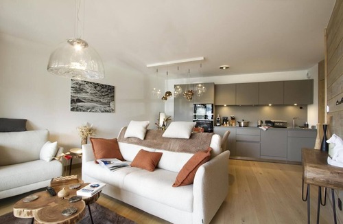 Bergers Apartment | Fitness, swimming pool, sauna, hammam, balcony, tv, ski locker, 60m², Alpe d'Huez