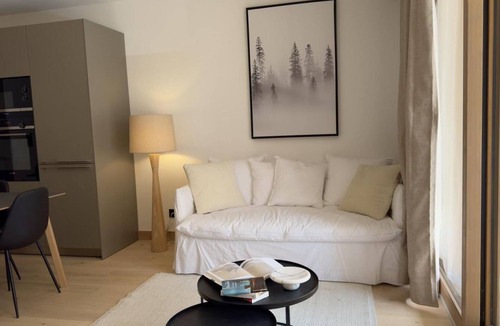 Bergers Apartment | Fitness, swimming pool, sauna, hammam, terrace, tv, ski locker, 43m², Alpe d'Huez
