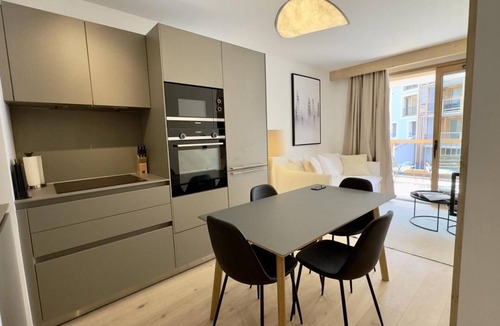 Bergers Apartment | Fitness, swimming pool, sauna, hammam, terrace, tv, ski locker, 43m², Alpe d'Huez