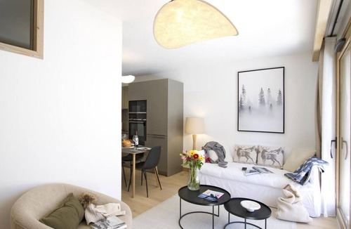 Bergers Apartment | Fitness, swimming pool, sauna, hammam, terrace, tv, ski locker, 43m², Alpe d'Huez