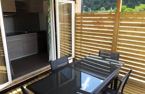 Bize-Minervois House | Flower Camping Olivigne * - Homeflower Premium 29 m2 2 bedrooms + terrace 17m2 + TV + LV + Clim + plancha 4 people