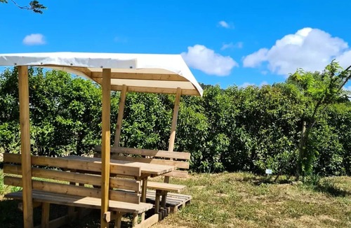 Bize-Minervois House | Flower Camping Olivigne * - Homeflower Premium 29 m2 2 bedrooms + terrace 17m2 + TV + LV + Clim + plancha 4 people