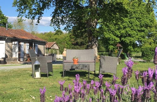 Blond RV Rental | Fonclaire Holidays - Bluebell Walk Glamping