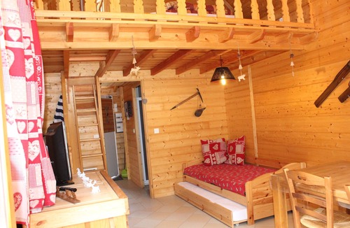 Cauterets Ski Chalet | For rent cute little Chalet. (Site; "les Hauts de Cauterets).