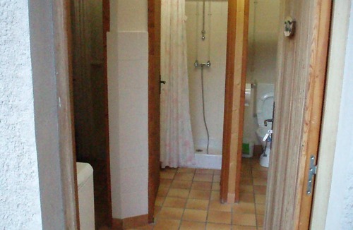 Bramans House | Former refuge accessible by road at 1670m altitude