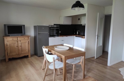 Autrans Apartment | Charming renovated apartment 47m², 4 pers, near slopes, parking, WiFi
