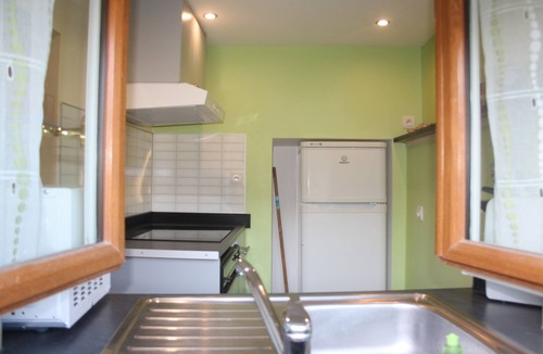 Coise-Saint-Jean-Pied-Gauthier Condo | Independent apartment in individual house.