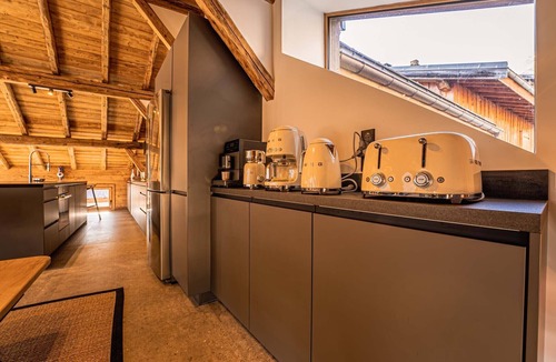 Novallay Ski Chalet | Chalet Louisette, Nordic bath, private shuttle service